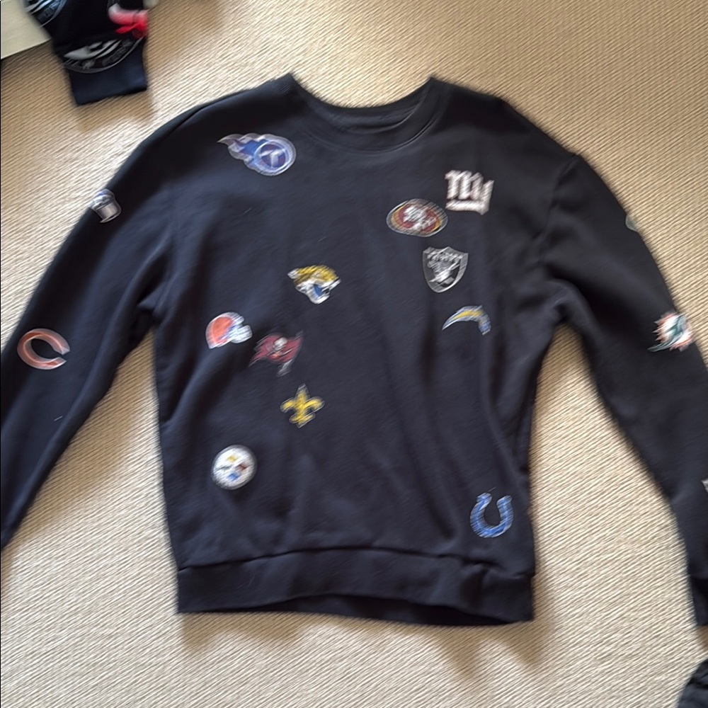 Men's Black NFL Team Logo Sweater